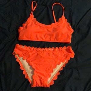 Women’s 2 piece swim suit